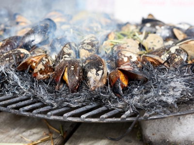 ￼Mussel-on-BBQ￼-1052